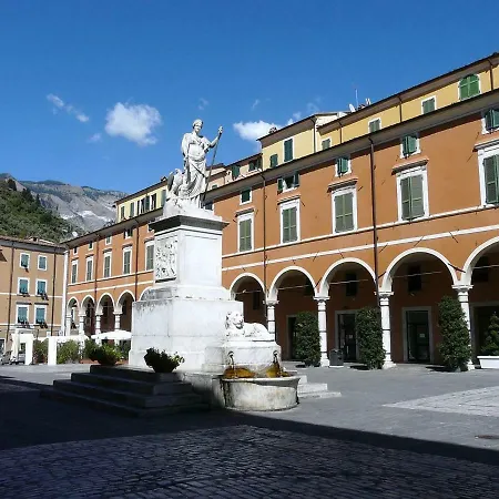 Casa Vacanze * Carrara
